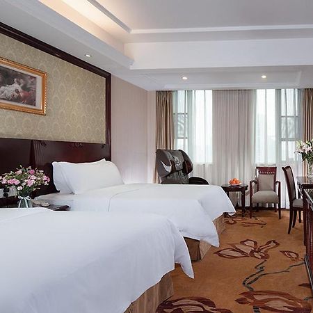 Vienna Hotel Guiyang Exhibition Center Dış mekan fotoğraf